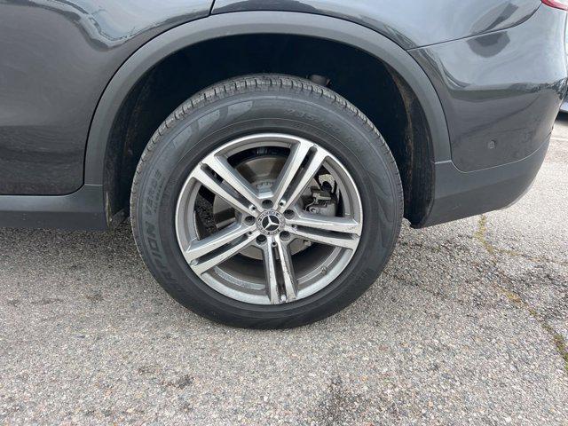 used 2021 Mercedes-Benz GLC 300 car