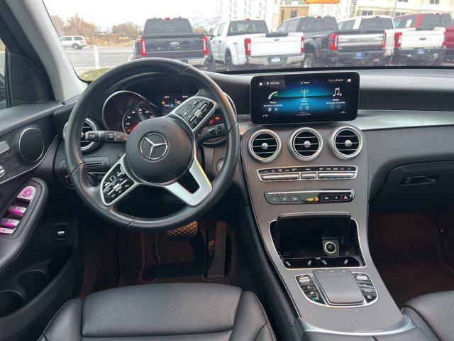 used 2021 Mercedes-Benz GLC 300 car