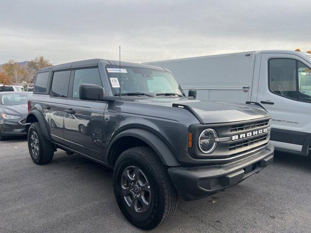 used 2025 Ford Bronco car, priced at $40,899