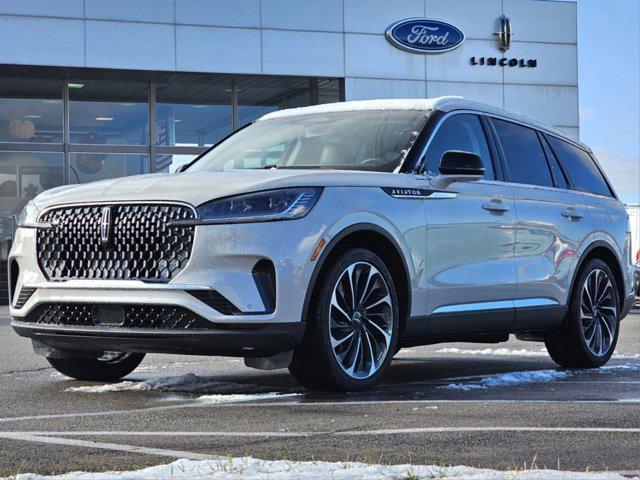 new 2025 Lincoln Aviator car, priced at $70,185