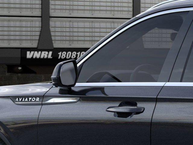 new 2025 Lincoln Aviator car, priced at $68,121