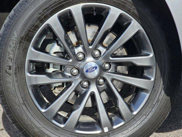 used 2021 Ford Expedition car, priced at $41,218