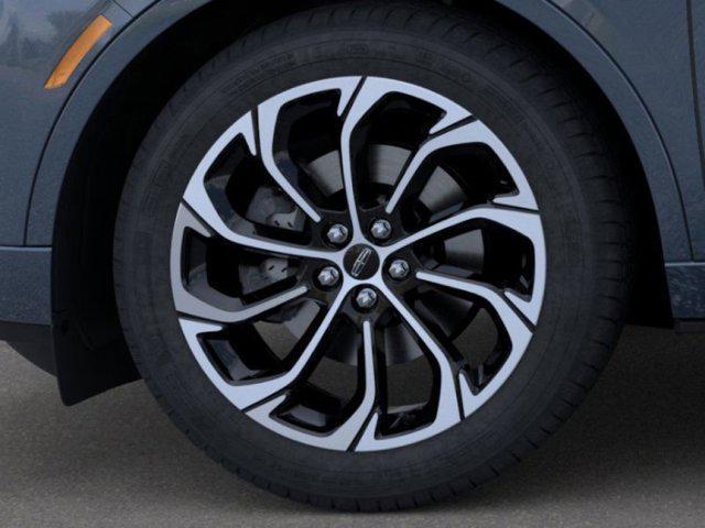 new 2025 Lincoln Nautilus car, priced at $71,030