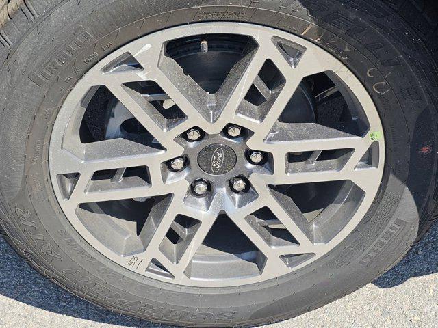 new 2025 Ford Expedition car, priced at $69,586