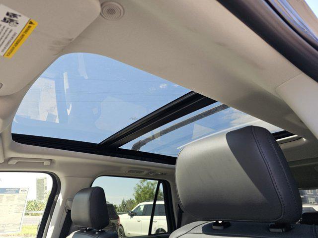 new 2025 Ford Expedition car, priced at $69,586