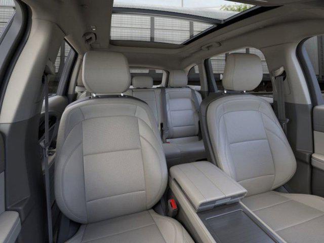 new 2025 Lincoln Nautilus car, priced at $63,524