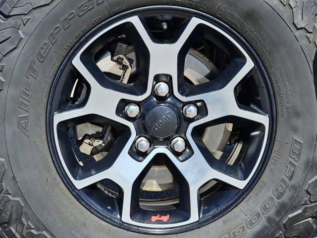 used 2021 Jeep Gladiator car, priced at $29,408