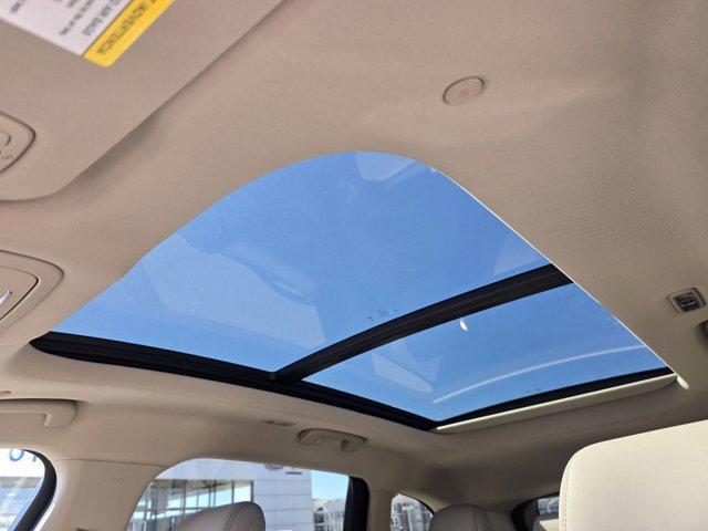 new 2025 Lincoln Nautilus car, priced at $60,995