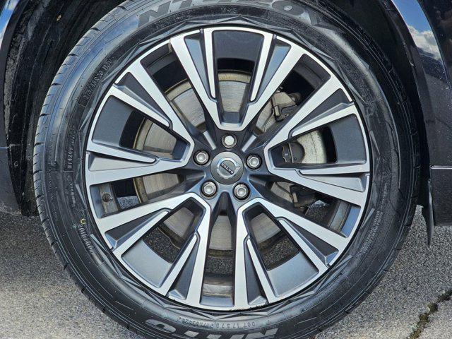 used 2022 Volvo XC90 car, priced at $34,698