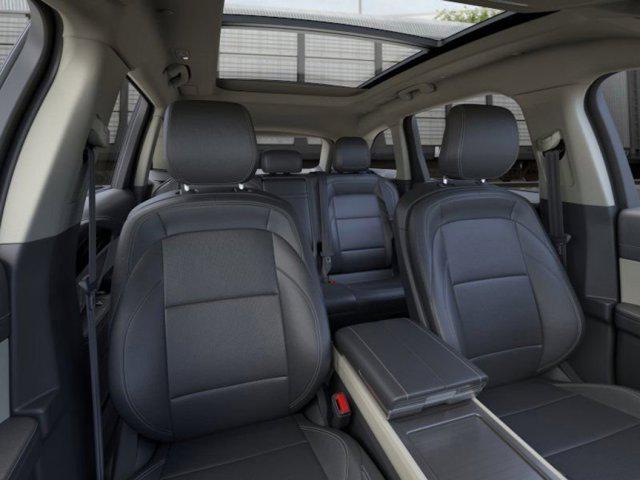 new 2025 Lincoln Nautilus car, priced at $63,524