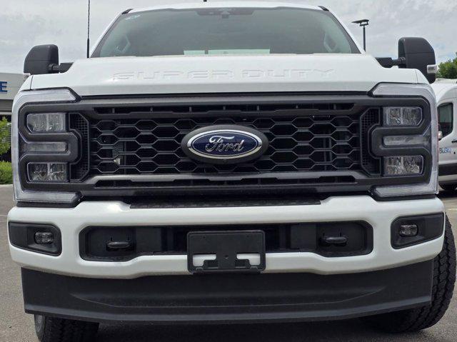 new 2025 Ford F-350 car, priced at $70,901