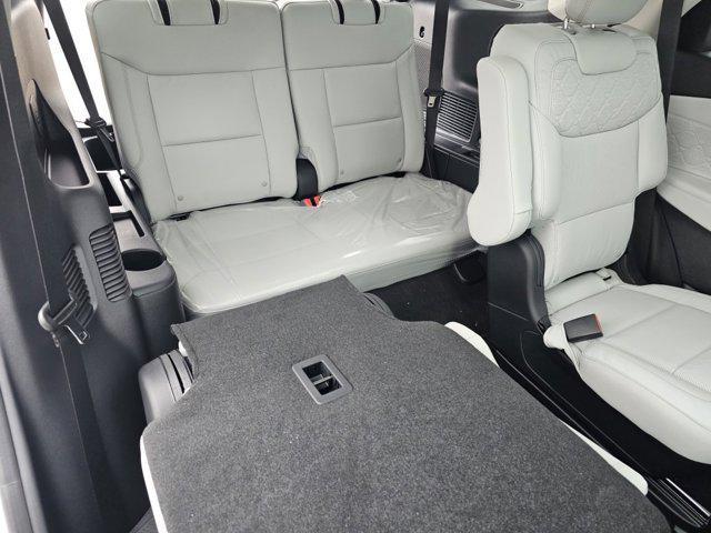 new 2025 Ford Explorer car, priced at $58,336