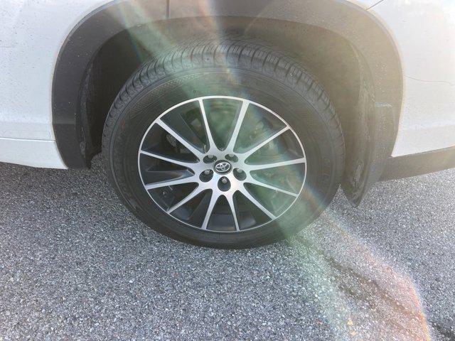 used 2017 Toyota Highlander car, priced at $23,989