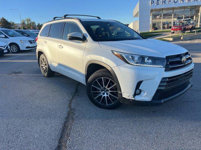 used 2017 Toyota Highlander car, priced at $23,989