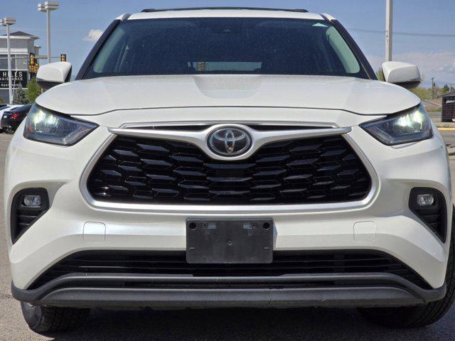 used 2020 Toyota Highlander car, priced at $25,457