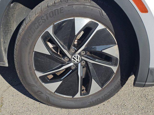 used 2021 Volkswagen ID.4 car, priced at $16,997