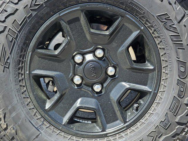 used 2022 Jeep Gladiator car, priced at $39,768