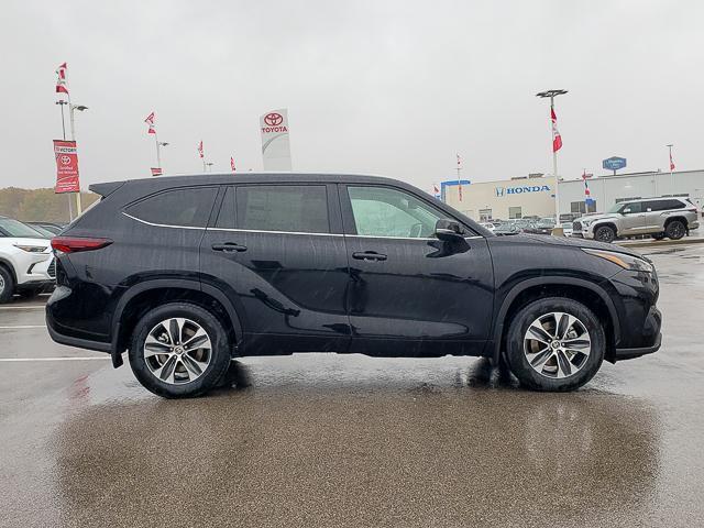 new 2026 Toyota Highlander car, priced at $48,647