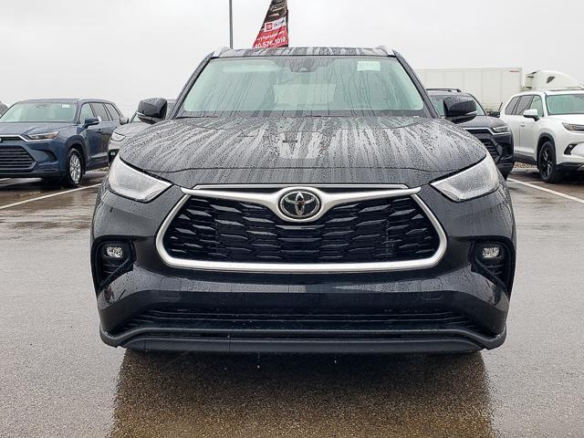 new 2026 Toyota Highlander car, priced at $48,647