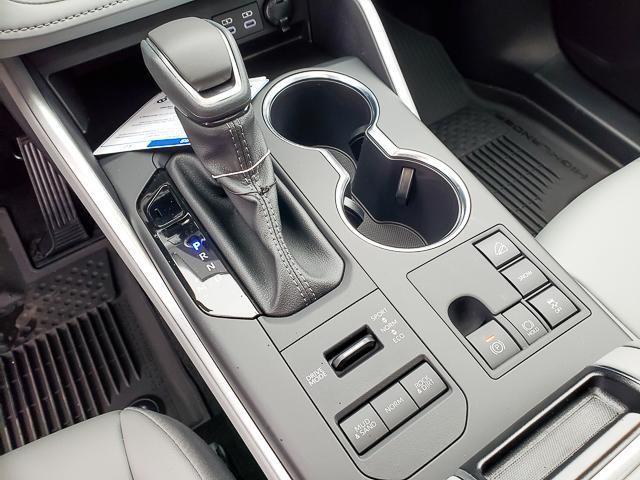 new 2026 Toyota Highlander car, priced at $48,647