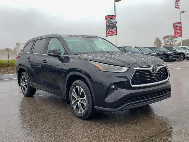 new 2026 Toyota Highlander car, priced at $48,647