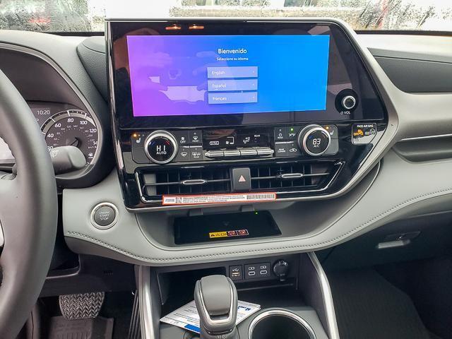 new 2026 Toyota Highlander car, priced at $48,647