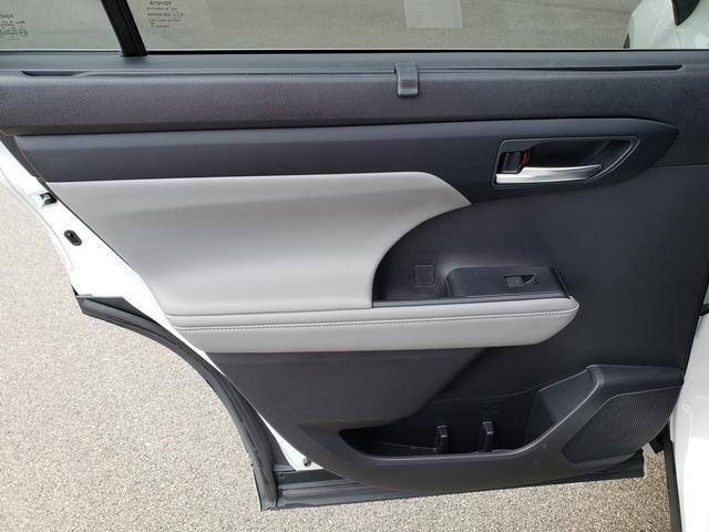 used 2023 Toyota Highlander car, priced at $37,107