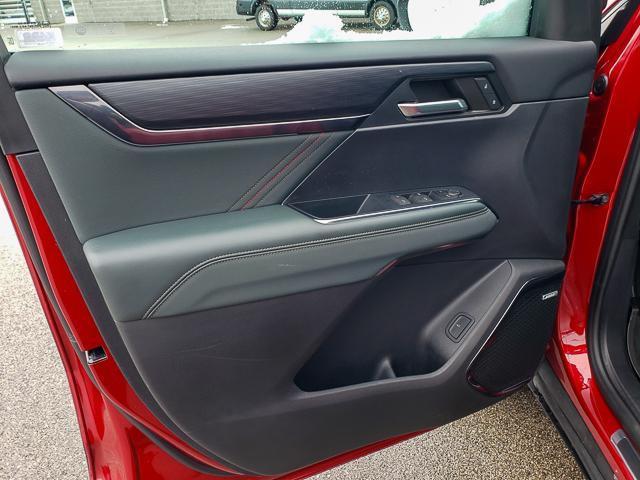 used 2024 GMC Acadia car, priced at $43,624