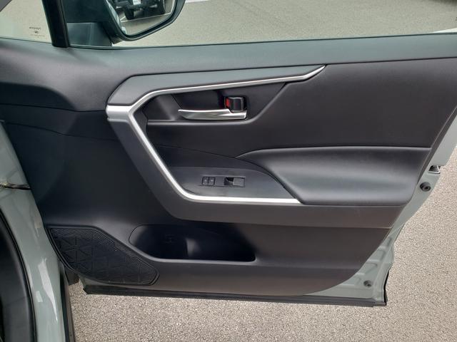 used 2022 Toyota RAV4 Hybrid car, priced at $27,597