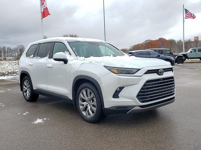 used 2025 Toyota Grand Highlander car, priced at $54,847