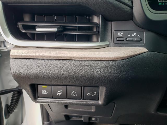 used 2025 Toyota Grand Highlander car, priced at $54,847