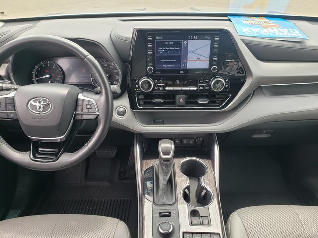 used 2021 Toyota Highlander car, priced at $36,588