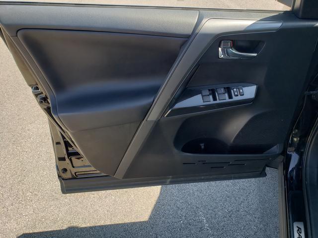 used 2018 Toyota RAV4 car, priced at $17,568