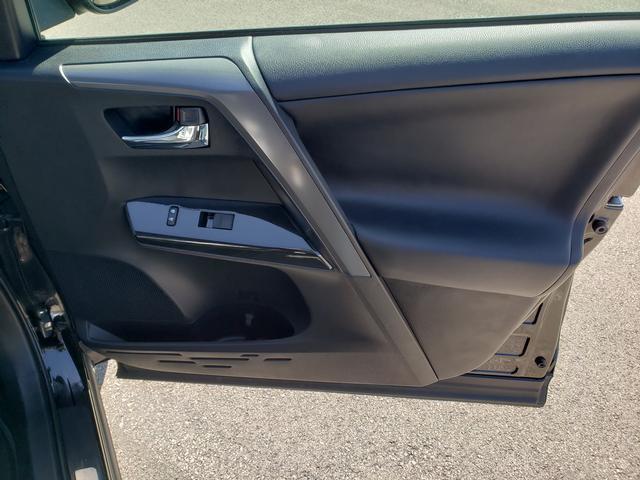used 2018 Toyota RAV4 car, priced at $17,568