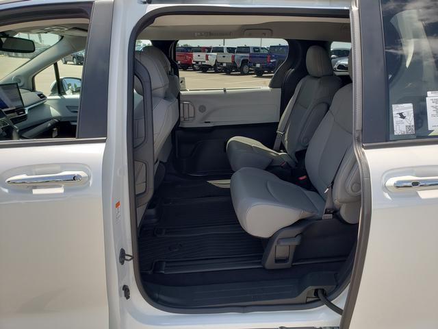 new 2025 Toyota Sienna car, priced at $50,589