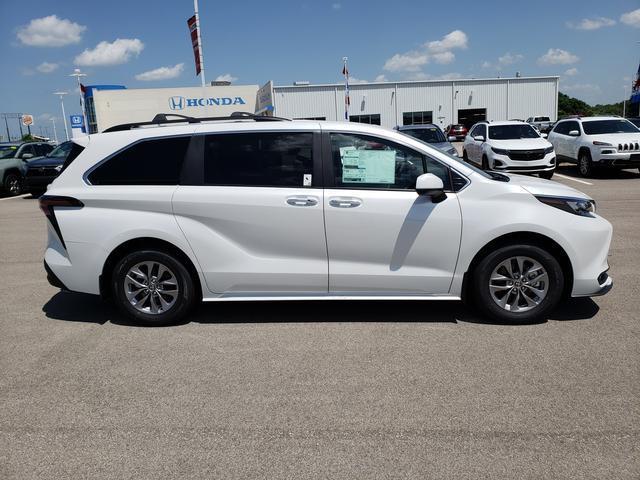 new 2025 Toyota Sienna car, priced at $50,589