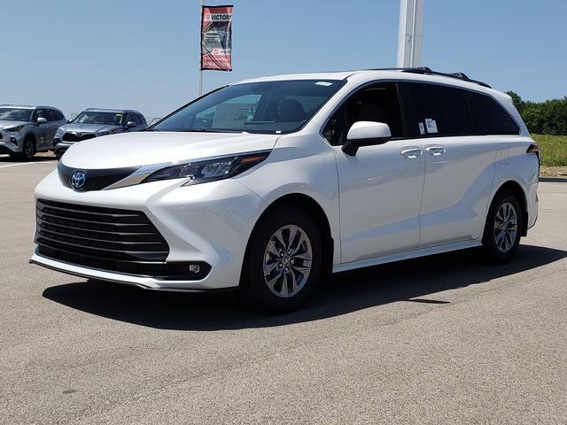 new 2025 Toyota Sienna car, priced at $50,589