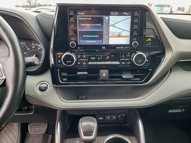used 2021 Toyota Highlander car, priced at $31,701