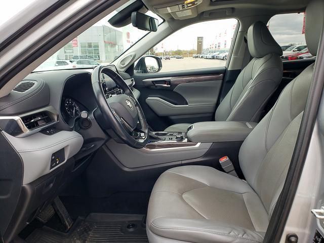 used 2021 Toyota Highlander car, priced at $31,701