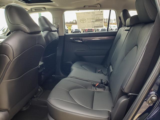 new 2026 Toyota Highlander car, priced at $53,567