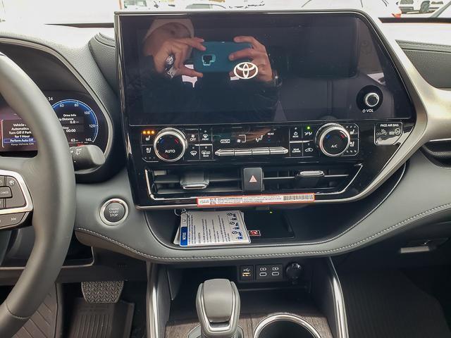 new 2026 Toyota Highlander car, priced at $53,567