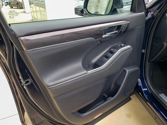 new 2026 Toyota Highlander car, priced at $53,567