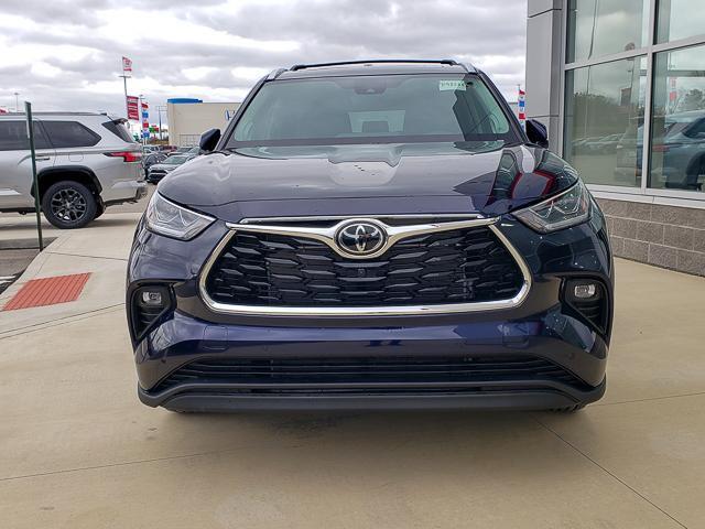 new 2026 Toyota Highlander car, priced at $53,567