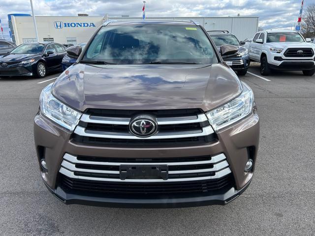 used 2019 Toyota Highlander car, priced at $29,974