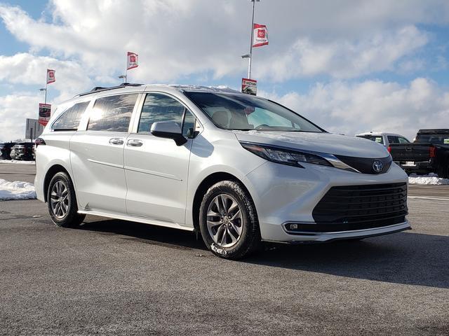 used 2023 Toyota Sienna car, priced at $45,348