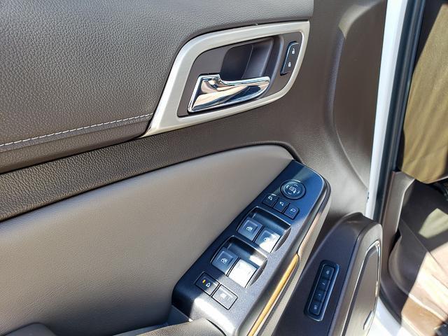 used 2020 GMC Yukon XL car, priced at $32,954