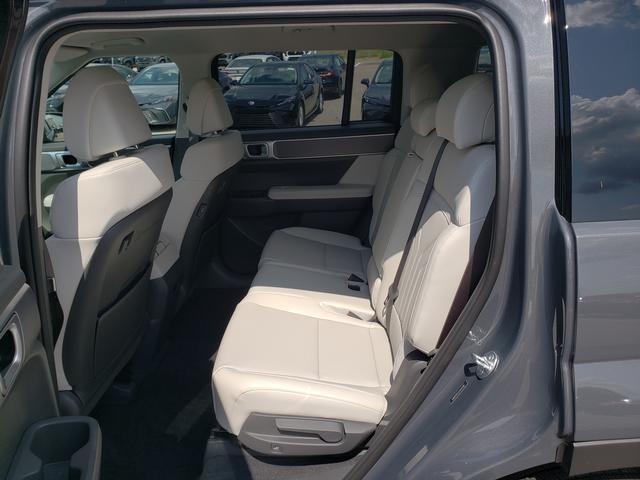 used 2025 Hyundai Santa Fe car, priced at $34,404
