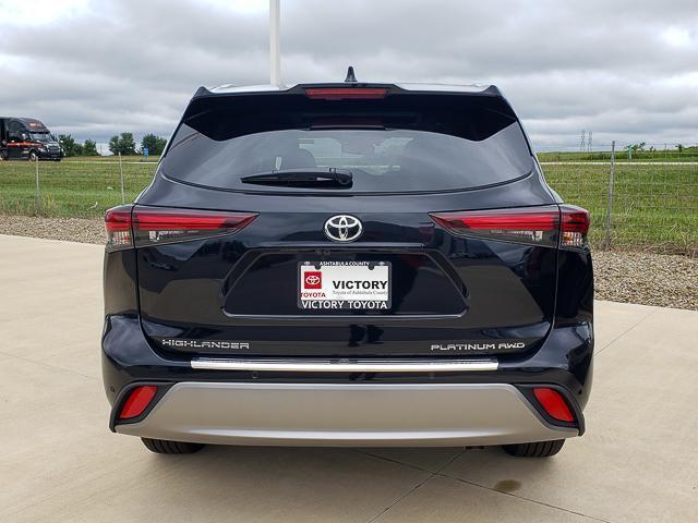 new 2025 Toyota Highlander car, priced at $55,008