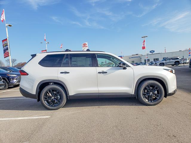 new 2026 Toyota Highlander Hybrid car, priced at $60,082