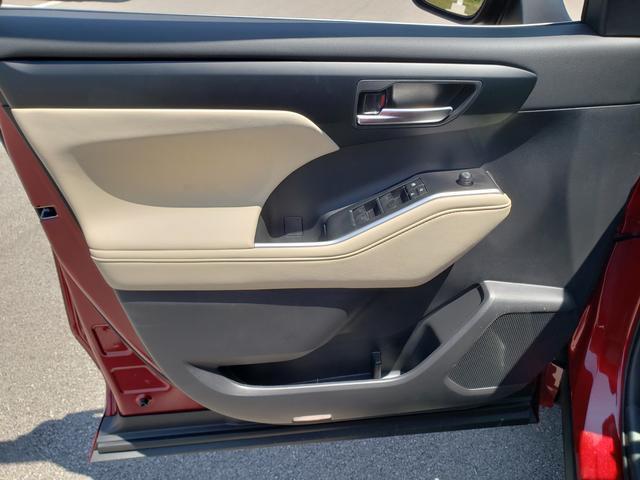 new 2025 Toyota Highlander car, priced at $49,472